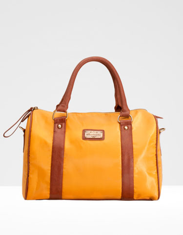 http://static.e-stradivarius.net/5/photos/2012/I/0/1/p/7502/001/330/7502001330_1_1_3.jpg?timestamp=1347885115345