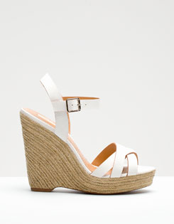 Jute wedges with straps