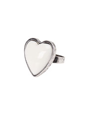 Metal ring with heart