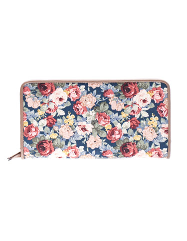 Large travel wallet