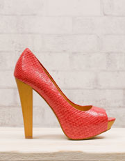 Zapato peep toe grabado serpiente