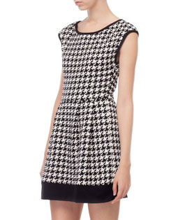 Vestido pata de gallo