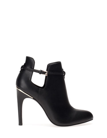 Botín tacón abiertos laterales