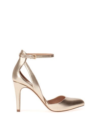 Salón tacón pulsera dorado