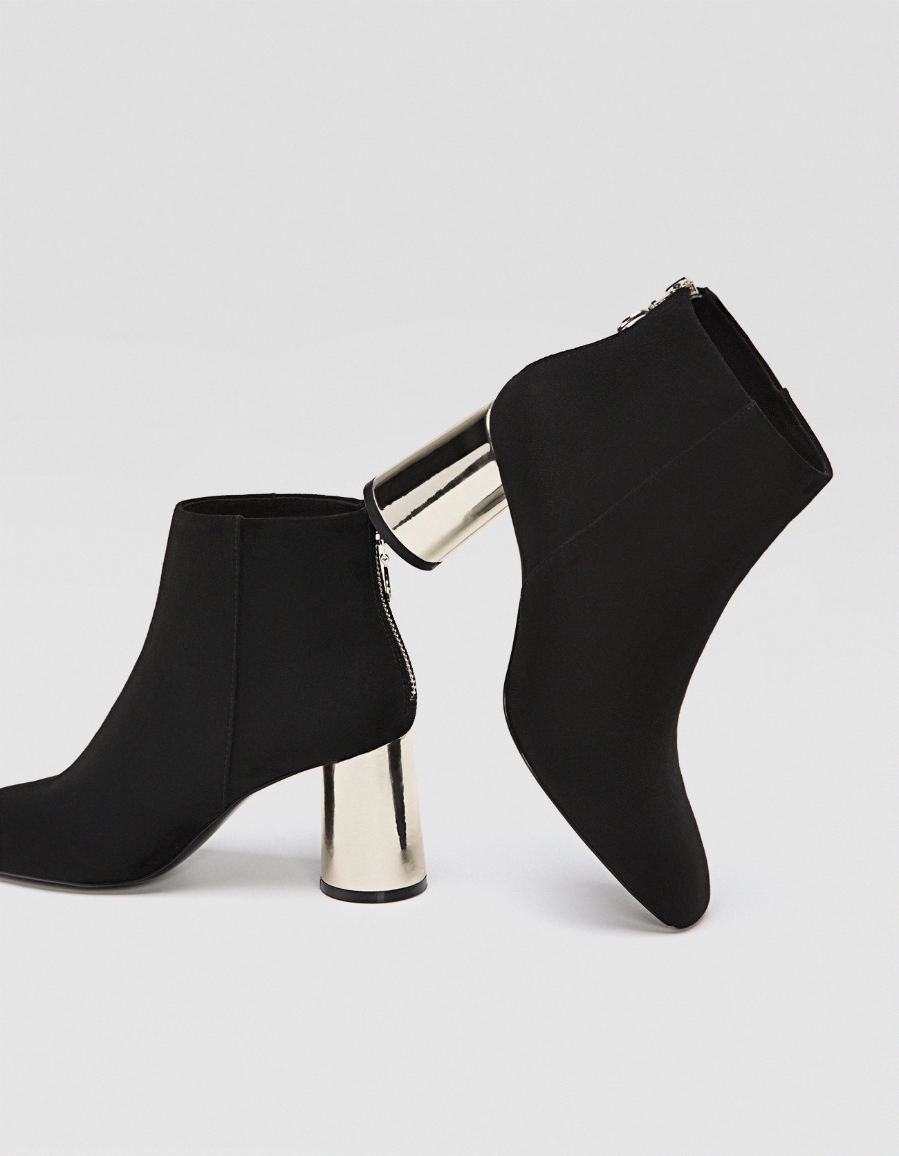 stradivarius mid heel boots in black