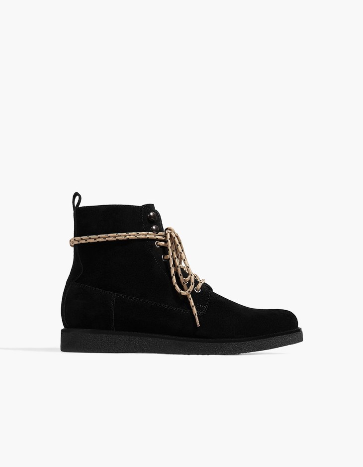 stradivarius mid heel boots in black
