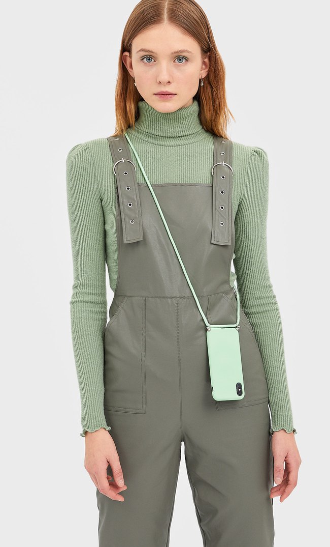 Чехол для iPhone XS со шнурком Stradivarius