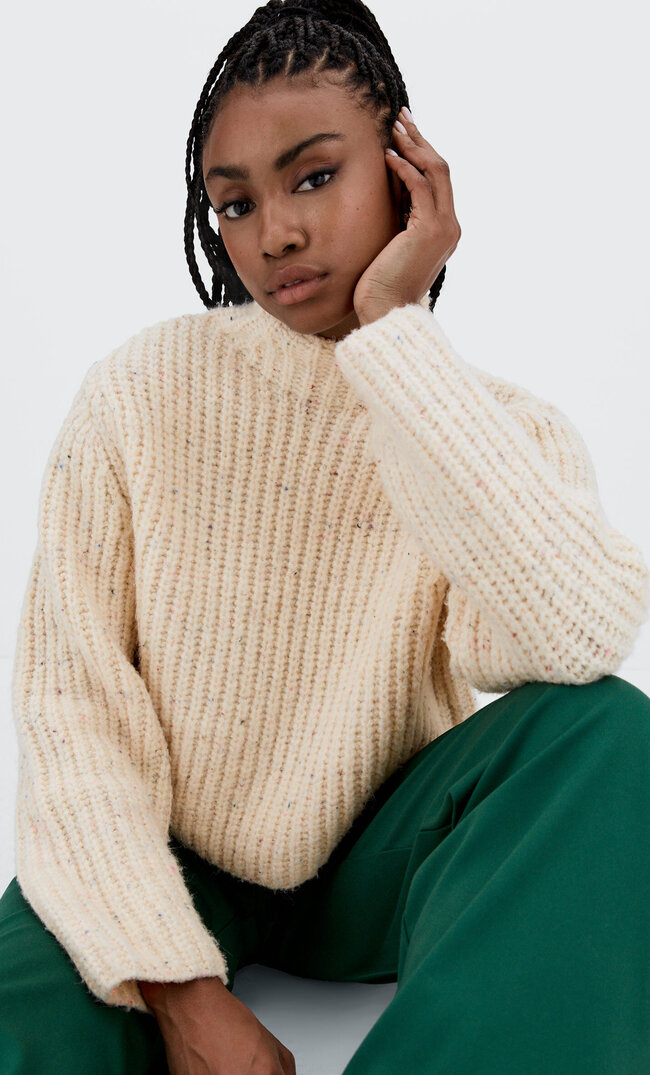 Stradivarius Strickpullover Mit Geripptem Stehkragen Ecru L