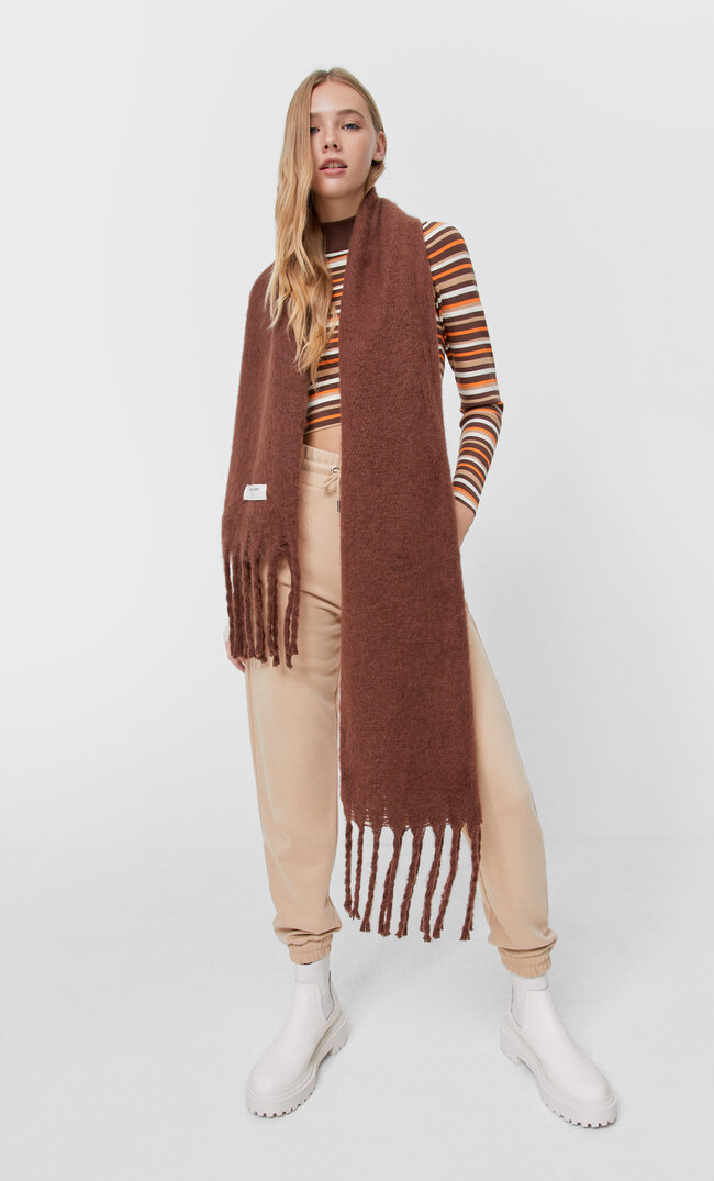 Stradivarius Thick Coloured Scarf Brown 103