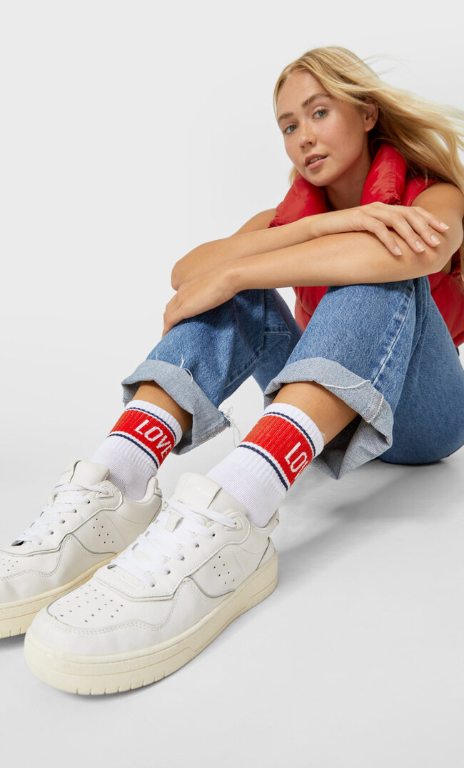 Stradivarius 3er Pack Socken Love Weiß 103