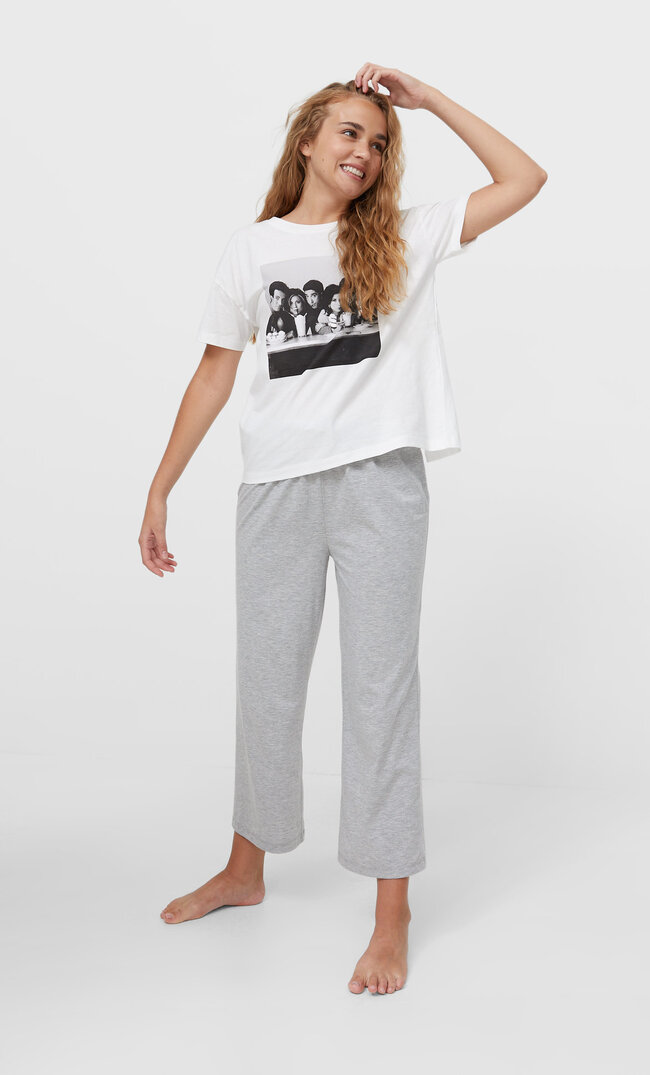 Stradivarius Friends Pyjama Set Black S