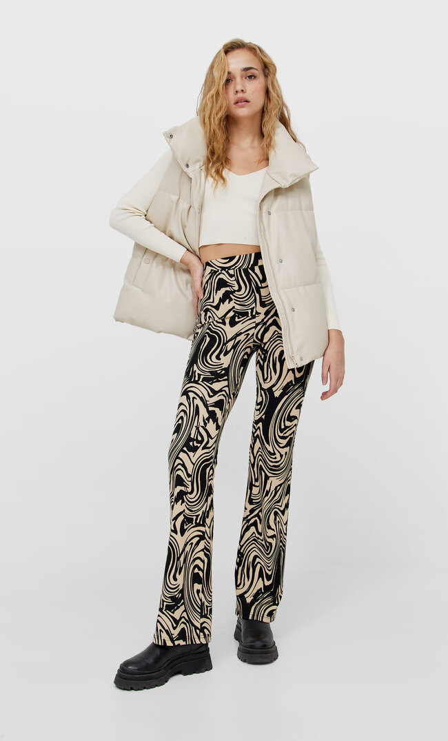 Stradivarius Flared Wavy Print Trousers Beige M