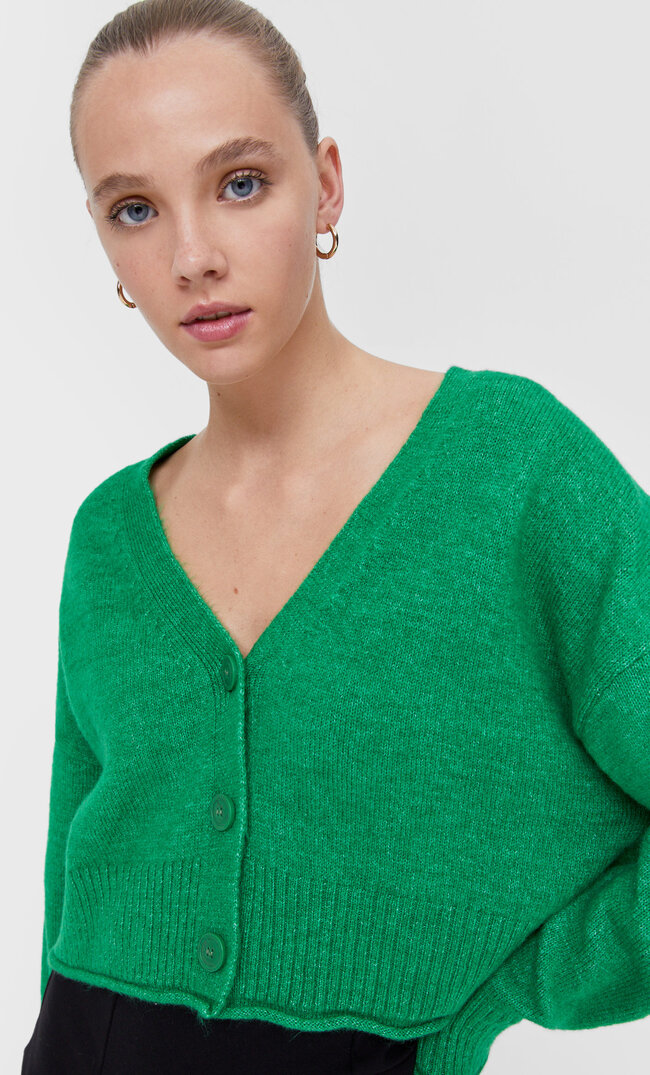 Stradivarius Weicher Cropped-Cardigan Grün M