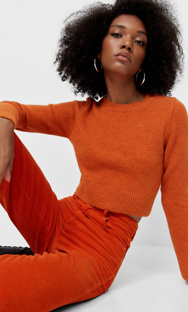 Stradivarius Krótki Sweter Filcowany Bursztynowy M