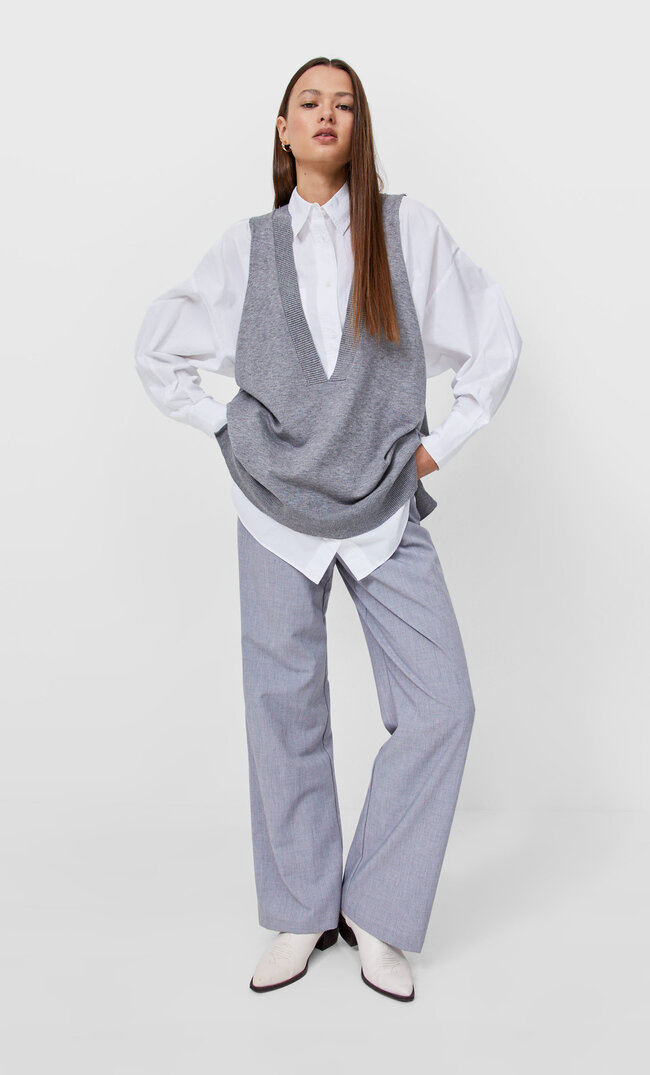 Stradivarius Oversize-Pullunder Mit V-Ausschnitt Mittelgrau Xs