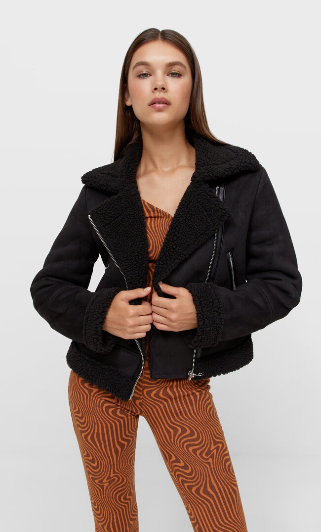 Stradivarius Cropped Double-Faced Faux Shearling Biker Jacket Black M