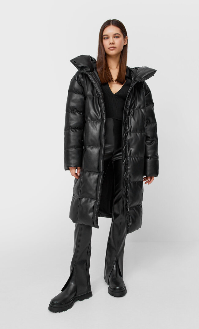 Stradivarius Langer Steppmantel Aus Kunstleder Schwarz M