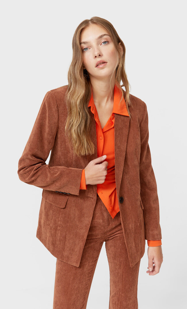 Stradivarius Cordblazer Dunkles Camel Xs