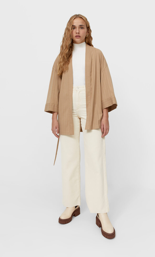 Stradivarius Kimono Mit Gürtel Beige M
