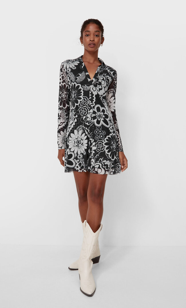 Stradivarius Polokleid Aus Tüll Ecru Xs