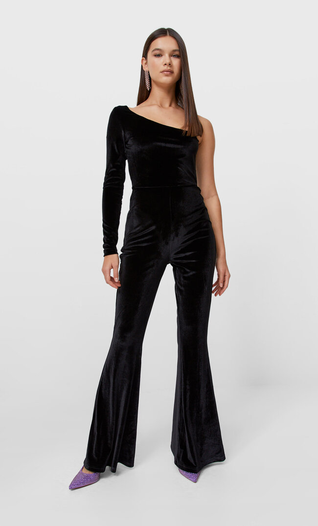 Stradivarius Velvet Jumpsuit With Asymmetric Neckline Black M