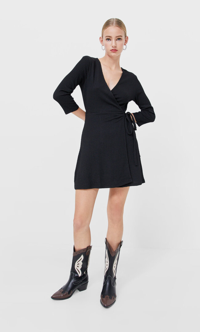 Stradivarius Kleid In Wickeloptik Schwarz Xl
