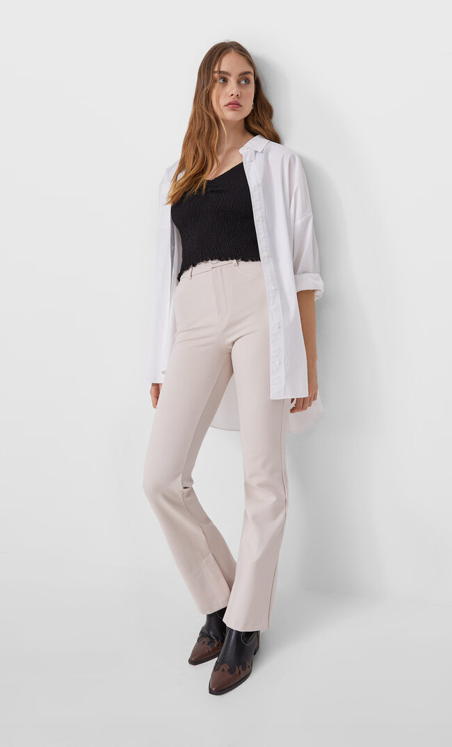 Stradivarius Shirt Mit Gummizug Und Volant Schwarz Xs