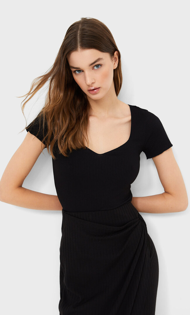 Stradivarius sweetheart neckline t-shirt black l