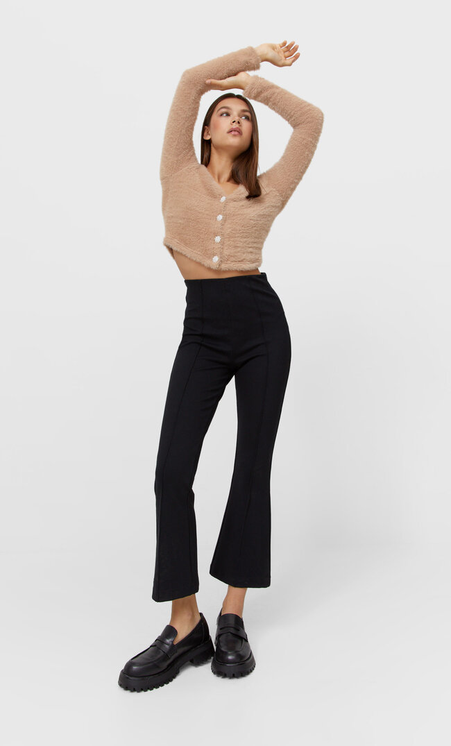 Stradivarius Weicher Cardigan Steingrau S