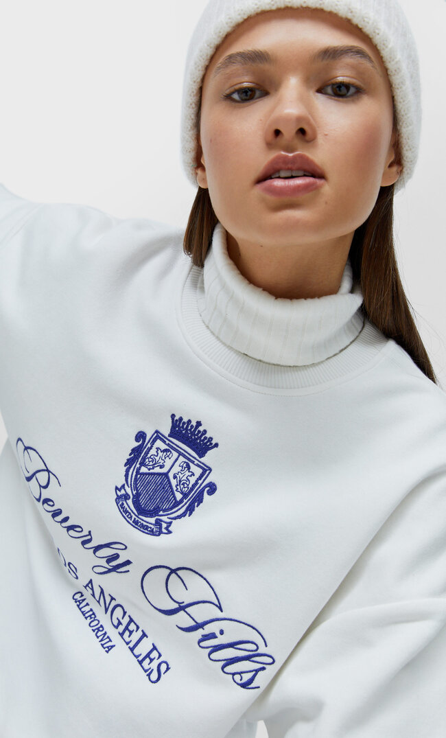 Stradivarius Varsity-Sweatshirt Ecru Xs