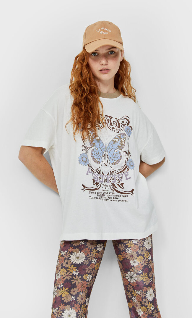 Stradivarius Oversize T-Shirt With Print Ecru S