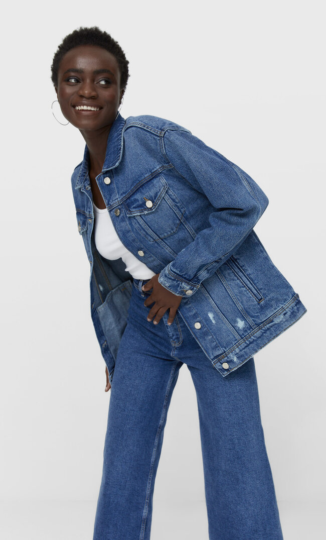 Stradivarius Kurtka Jeansowa Oversize Snoopy Kobieta Średniodenimowy L