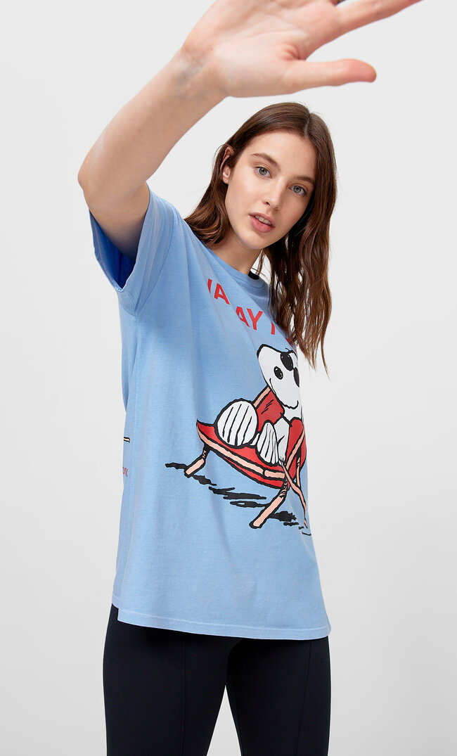 Stradivarius Oversize-Shirt Mit Snoopy-Print Himmelblau Xs