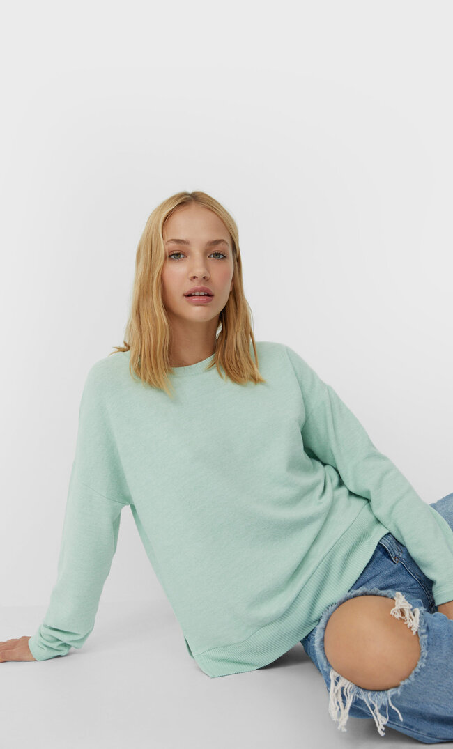 Stradivarius Bluza Z Miękkiej W Dotyku Tkaniny Kobieta Akwamaryna M
Stradivarius Bluza Z Miękkiej W Dotyku Tkaniny Kobieta Akwamaryna M