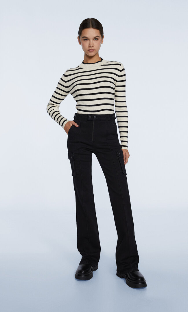 Stradivarius Jeansy Dzwony Cargo Czarny Denimowy Sprany 44