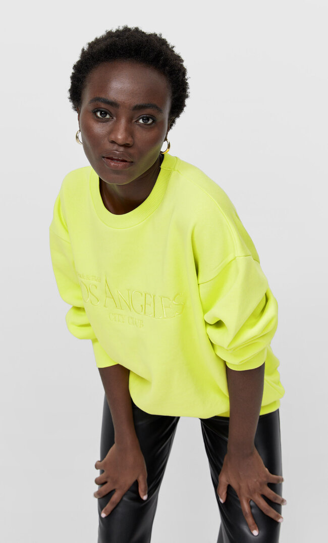 Stradivarius Oversize-Sweatshirt Mit Stickerei Grün S