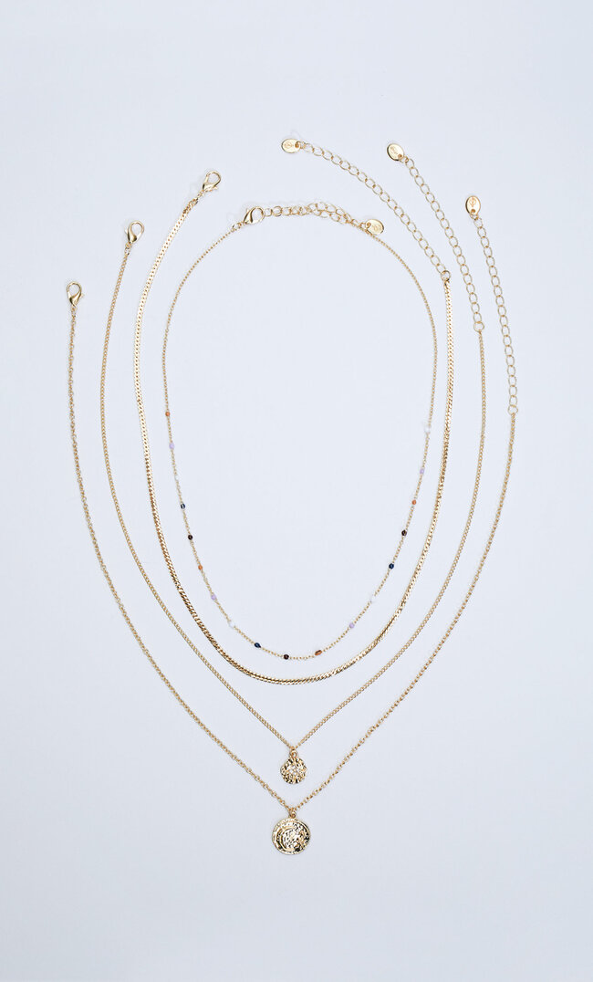 Stradivarius 5er-Set Halsketten Mit Bunten Medaillons Und Perlenbesatz Gelb M
Stradivarius 5er-Set Halsketten Mit Bunten Medaillons Und Perlenbesatz Gelb M