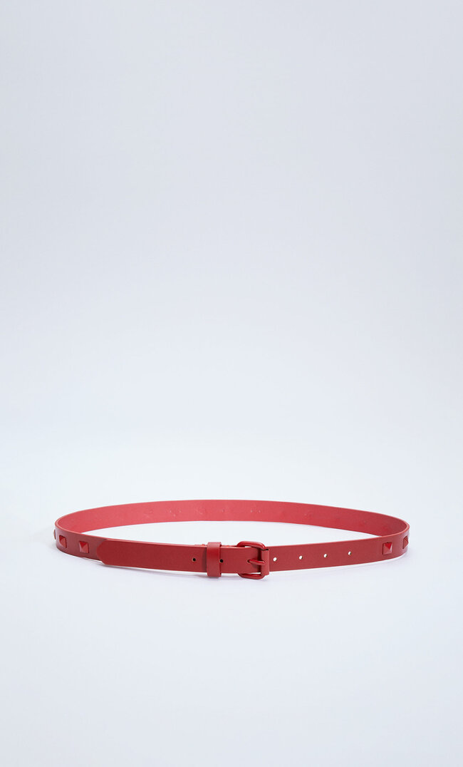 Stradivarius Breiter Gürtel Mit Nieten Und Eyelets Rot 80