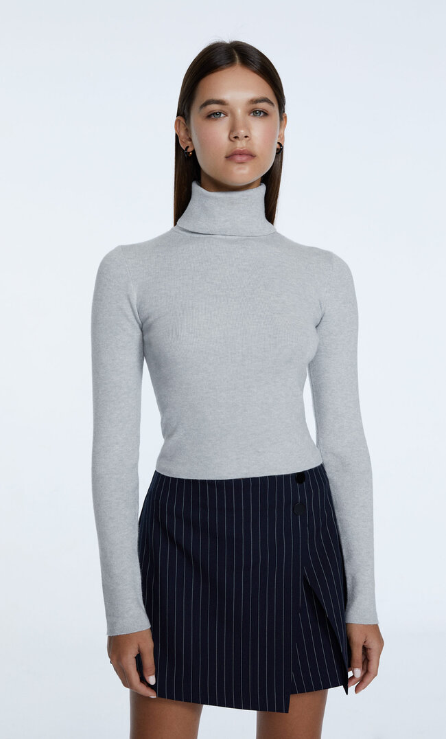 Stradivarius Krótki Sweter Z Golfem Popielaty L