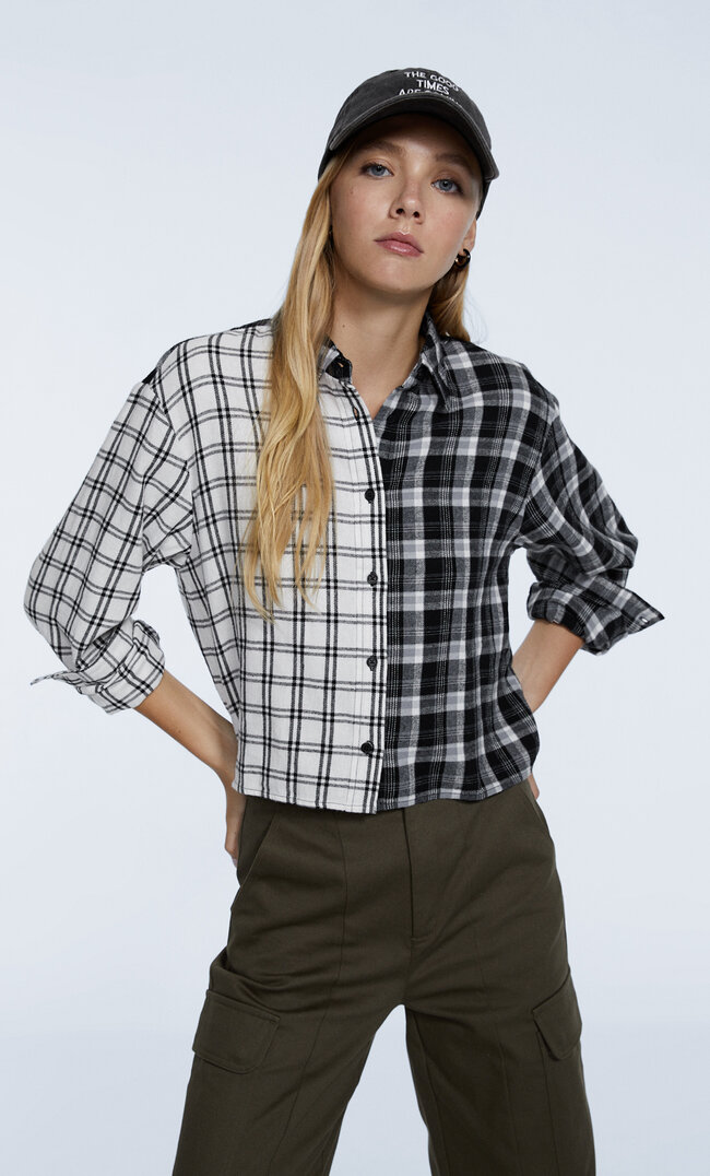 Stradivarius Short Checked Shirt Black L