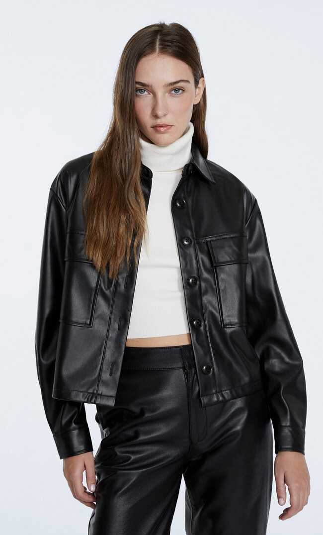 Stradivarius Kurzes Hemd Aus Kunstleder Schwarz Xl
