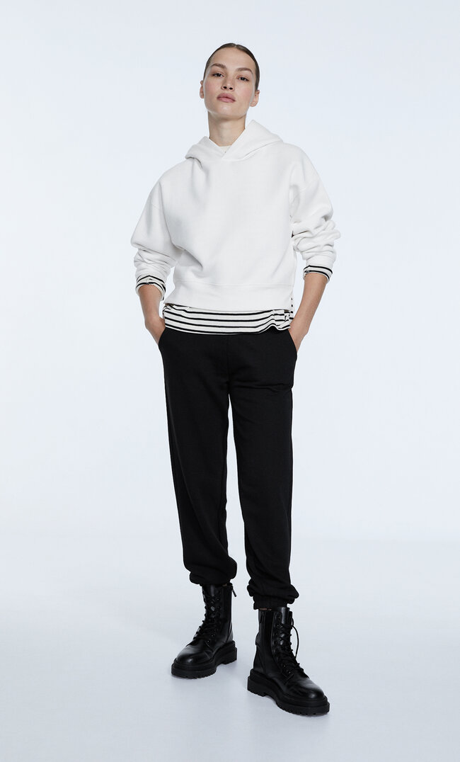 Stradivarius Basic-Cropped-Hoodie Ecru Xxs