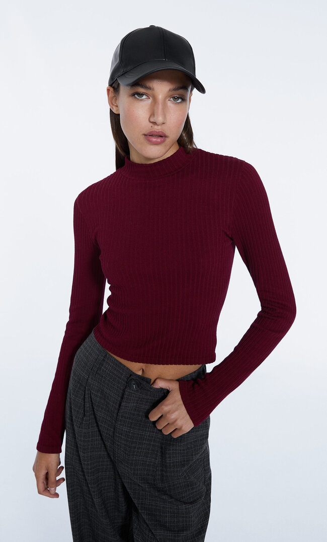 Stradivarius Nahtloses Shirt Mit Geripptem Stehkragen Und Strukturmuster Granatrot S
Stradivarius Nahtloses Shirt Mit Geripptem Stehkragen Und Strukturmuster Granatrot S