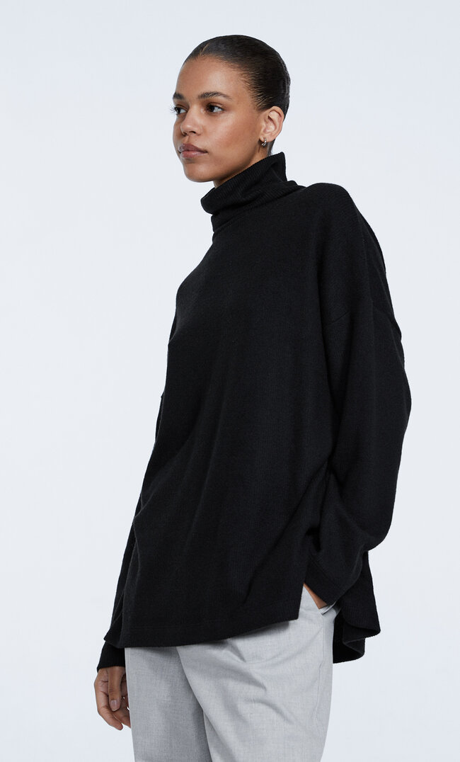 Stradivarius Aufgerautes Oversize-Shirt Schwarz Xs