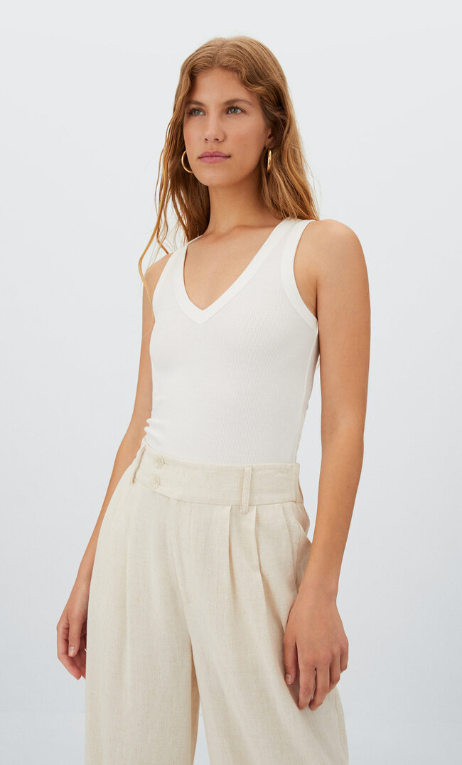 Stradivarius Racerback-Shirt Im Rippenstrick Weiß M