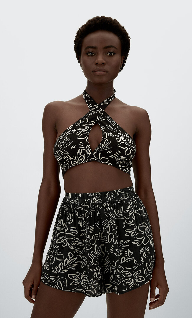 Stradivarius Fließende Shorts Mit Print Schwarz Xs