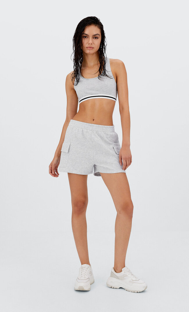 Stradivarius Sportliche Cargo-Shorts Grau Melange S