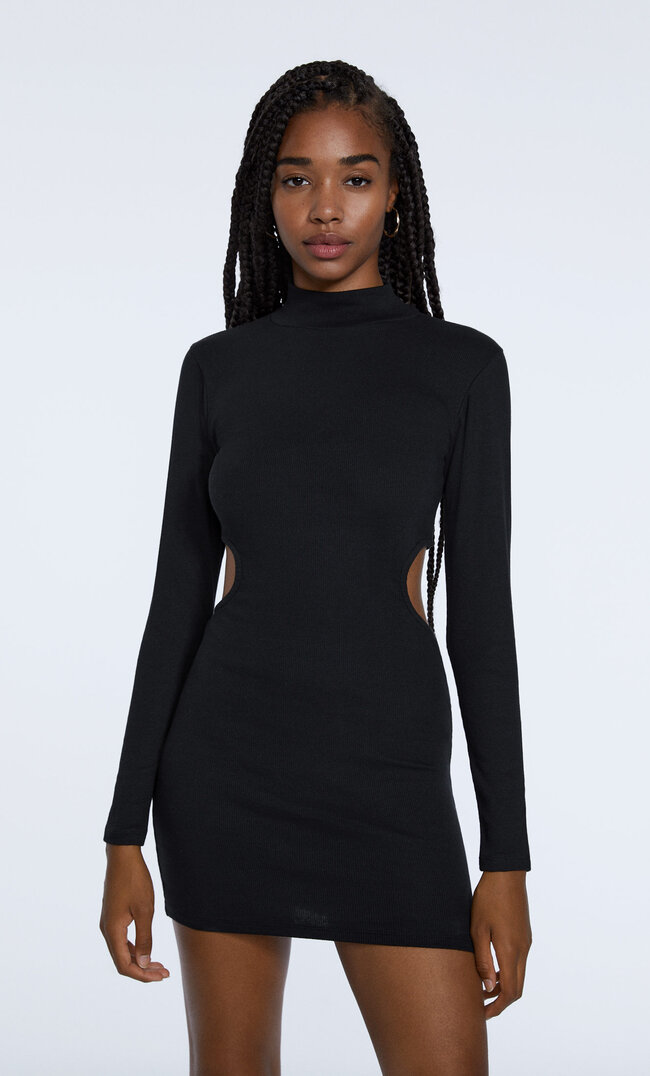 Stradivarius Kleid Mit Cut-Outs An Der Seite Und Langen Ärmeln Schwarz S