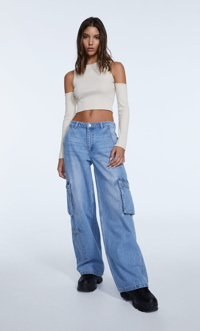 Stradivarius Jeansy Cargo Z Szerokimi Nogawkami Denimowy Średni Light Blue 40
Stradivarius Jeansy Cargo Z Szerokimi Nogawkami Denimowy Średni Light Blue 40