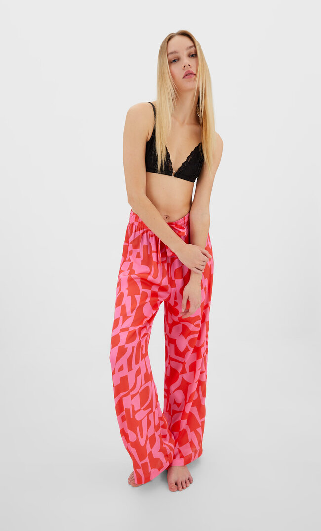 Stradivarius Bralette Mit Spitze Und Dreiecksform Schwarz S